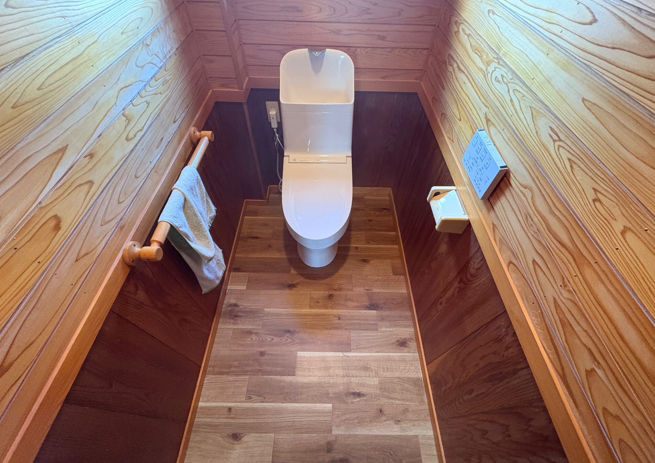 トイレ交換のみ！シンプル施工もお任せください♪🏡（豊川市M様邸）