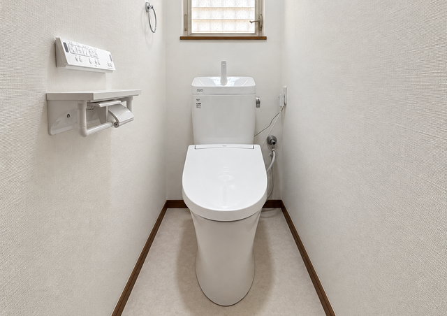 1日でここまで変わる。LIXILアメージュ施工事例🚽